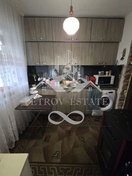 Продава се Етаж от къща в Велинград - 70 кв.м за 572 €/кв.м - Снимка #3