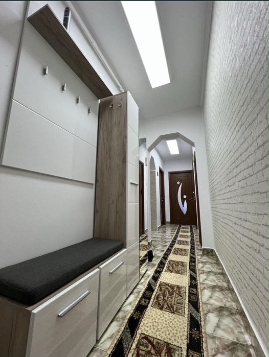 PF vand apartament 2 camere decomandate