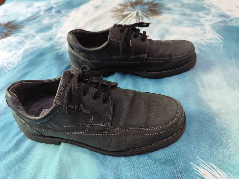 Обувки "Adidas" cloudfoam р.44,5 цена 70лв; Обувки планин., р.40лв.