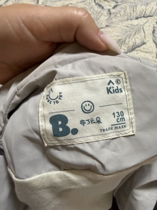 Продам ветровку на мальчика