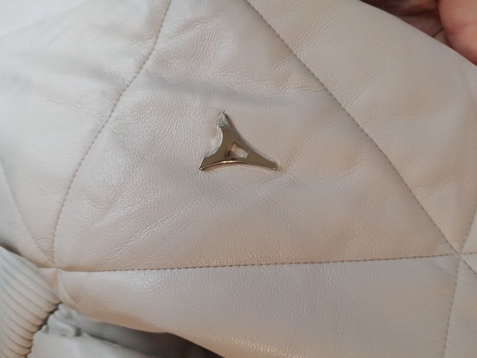 Manière De Voir. Бренд киімі