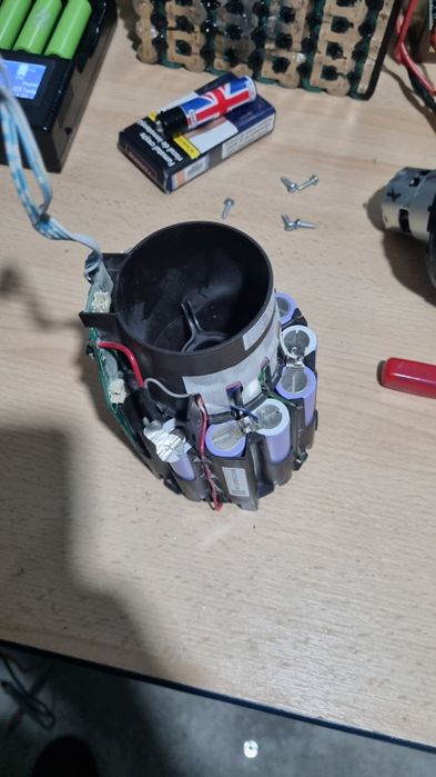 Reparații acumulator, baterii Litiu Ion , TROTINETA, BICICLETA