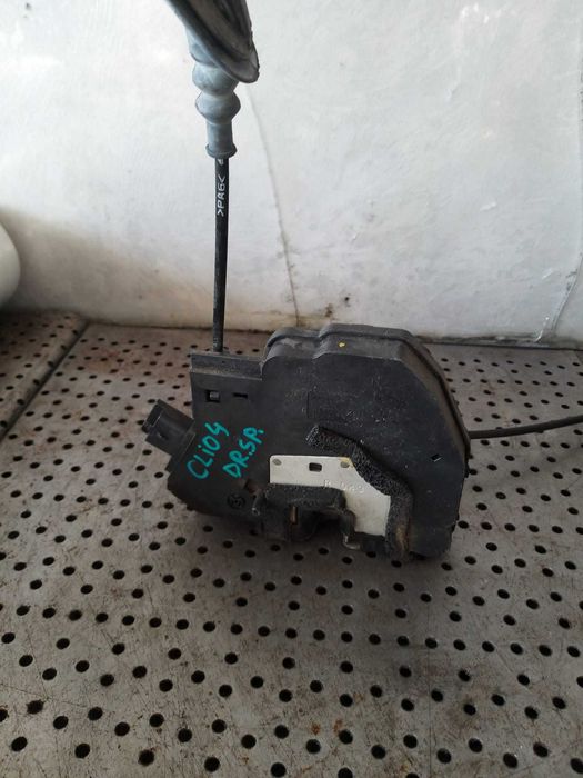 Broasca usa dreapta spate renault clio 4 825000767r