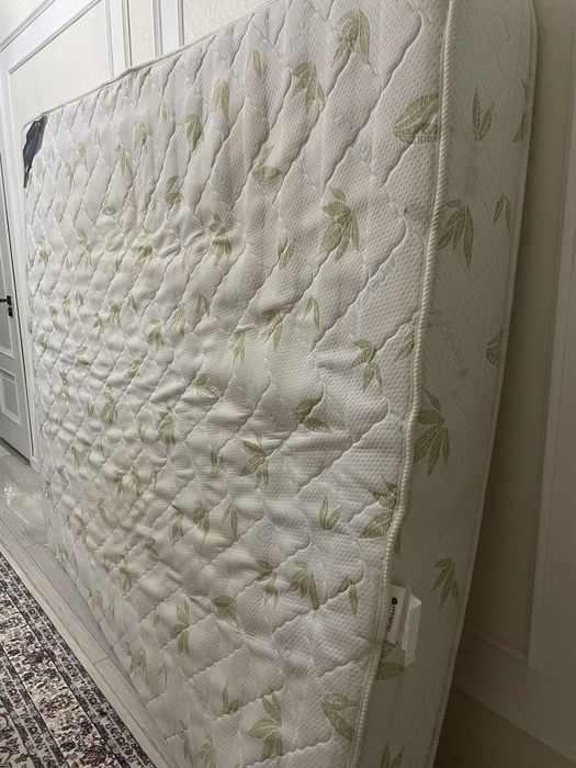 Продаю б/у матрас