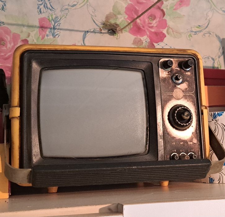 Продам вещи из 90х