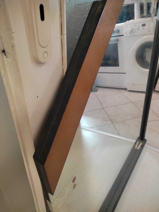 Огледало с рамка