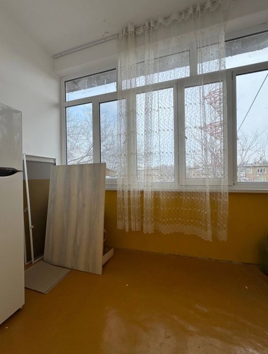 1 Хона 1 Мик 4 этаж 40 квадрат  танковой училище (наличка)