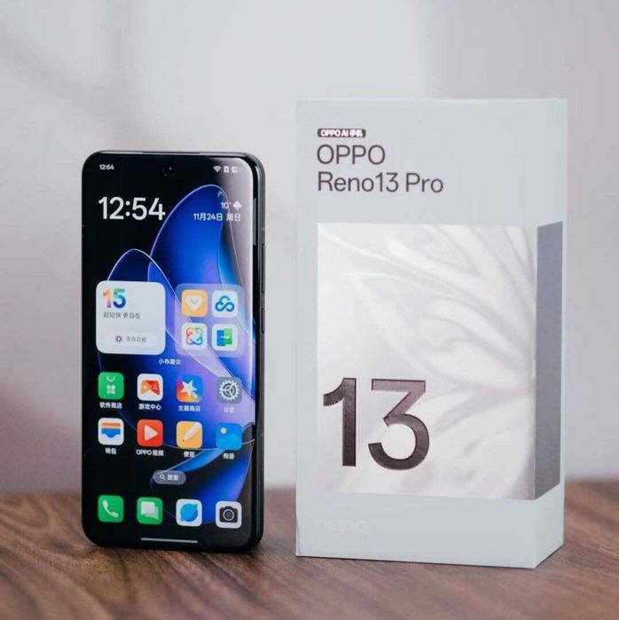 Oppo reno 13 Pro cu husa la cutie 10 din 10