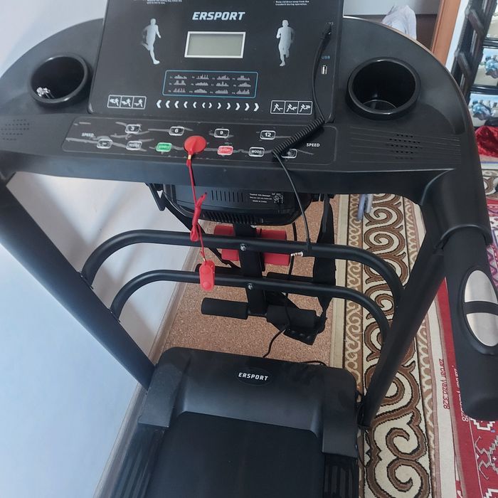 Продам беговую дорожку