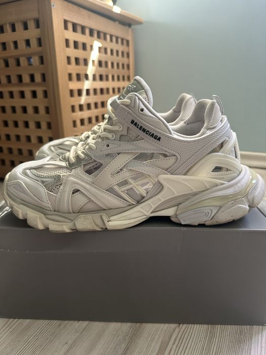 balenciaga track 2-43