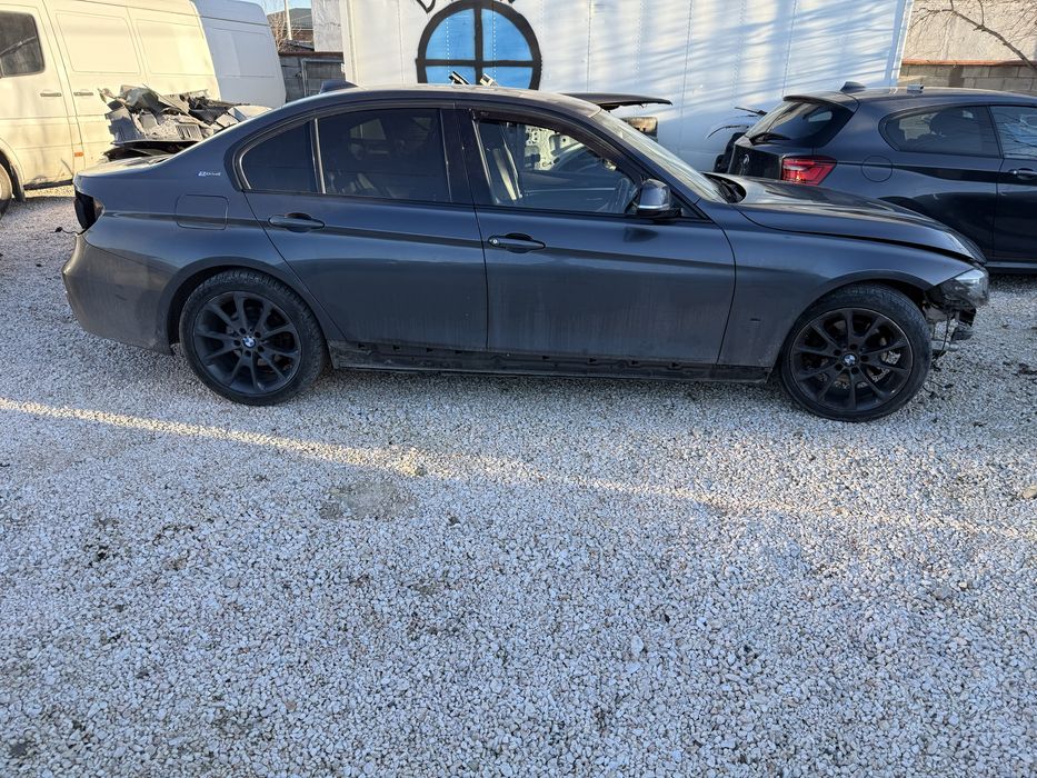 BMW 330e На Части
