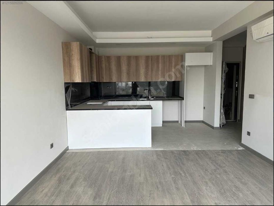 Продава се Двустаен апартамент в Нова Загора - 80 кв.м за 2438 €/кв.м - Снимка #9