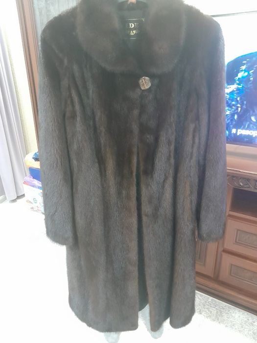 2 шубы норка и мутон