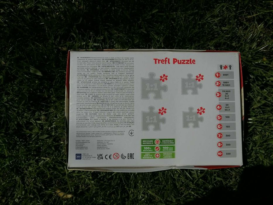 Puzzle cu dinozauri pentru copii
