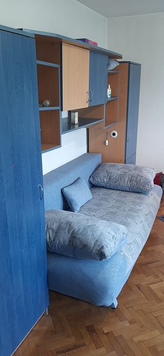 Vând Canapea Extensibilă