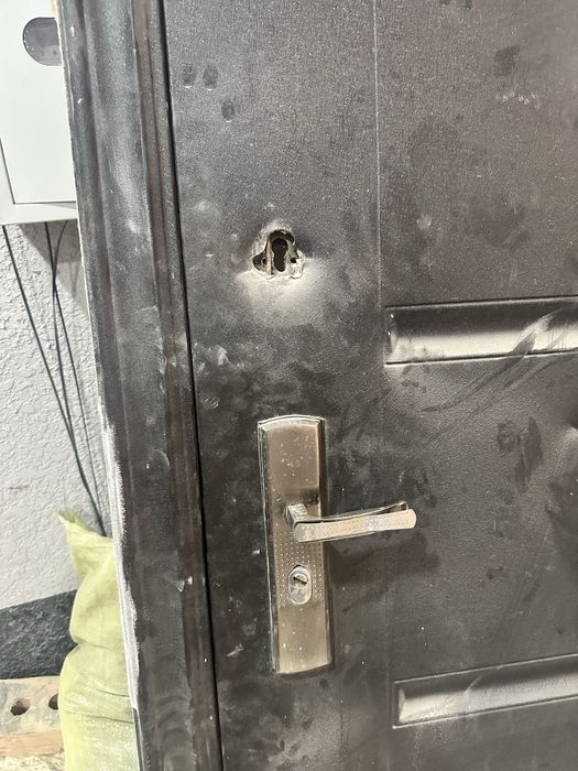 Входная дверь, эшик