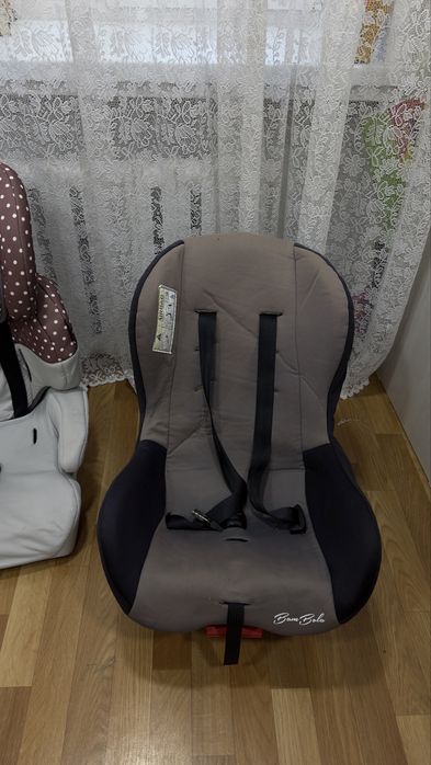 Продам автокресло и автолюльку