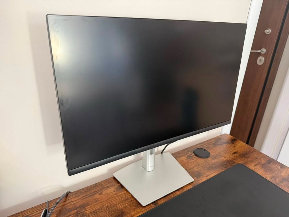 Dell Монитор, като нов