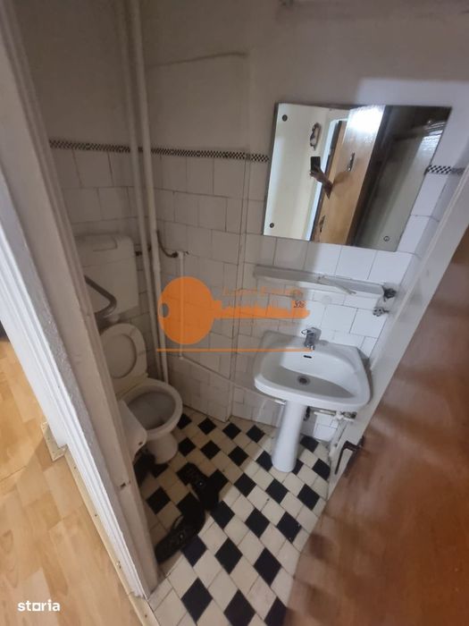 Apartament cu 3 camere in zona Crangasi
