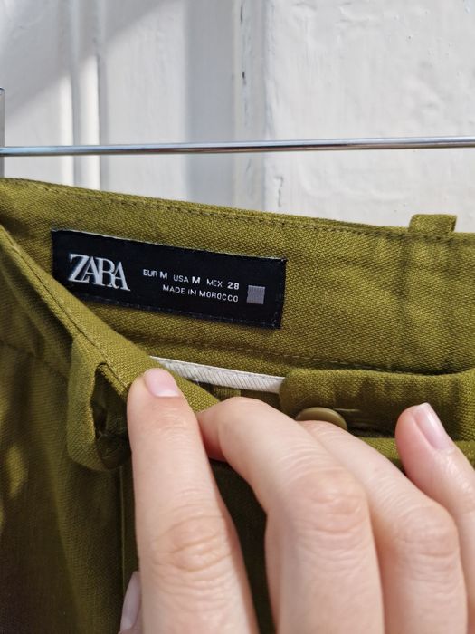 Pantaloni Zara Noi
