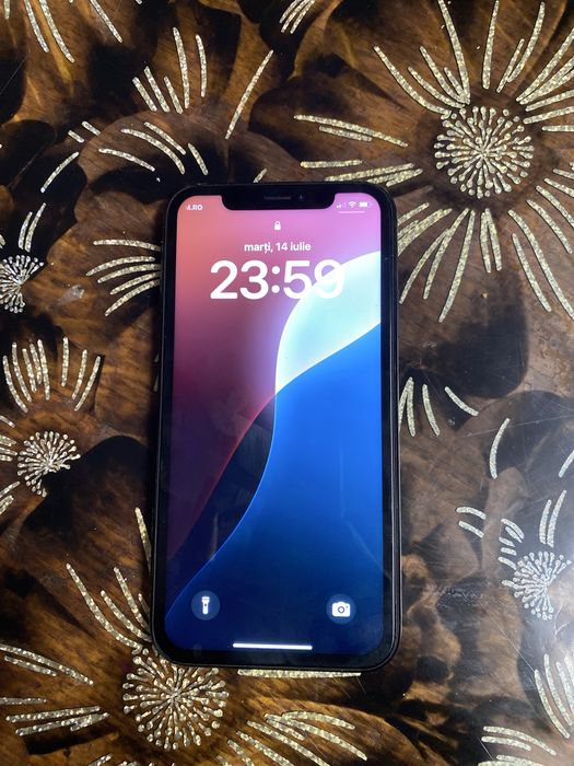 Vând iPhone xr stare foarte bună