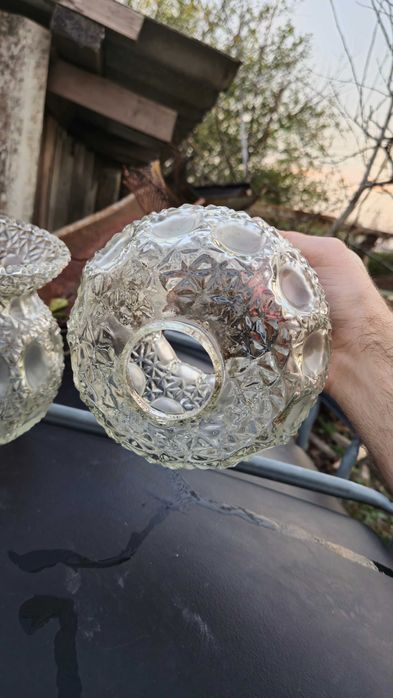 Продавам стъклени абажури