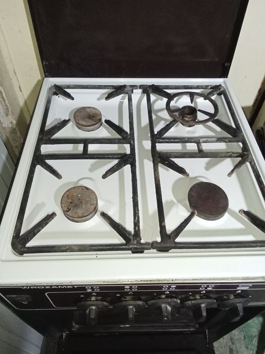 Веромед газовая плита рабочая продается.