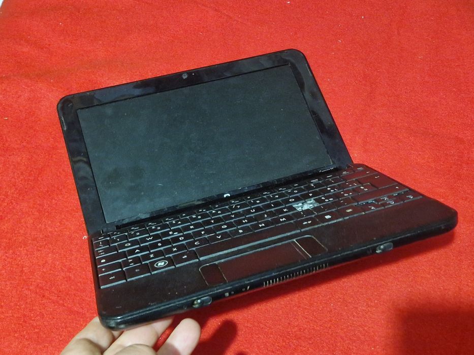 Laptop pentru piese sau colecție