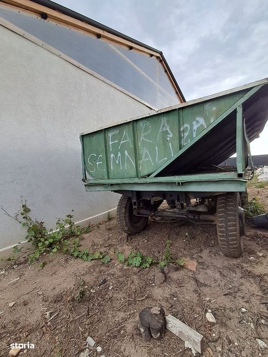 DE VÂNZARE  VIE /FERMĂ VITICOLĂ  (plus ferma/cladire/depozit) PANCIU