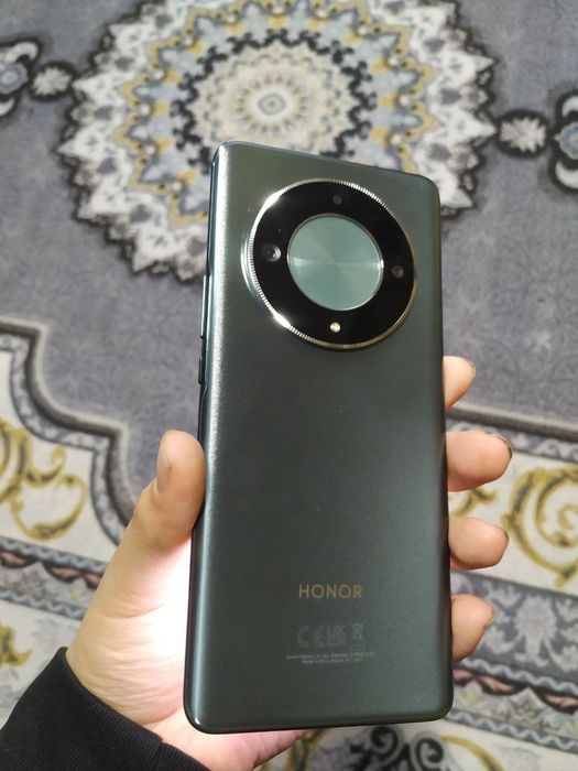 Продам смартфон Honor x9b 5g в идеальном состоянии и гарантией