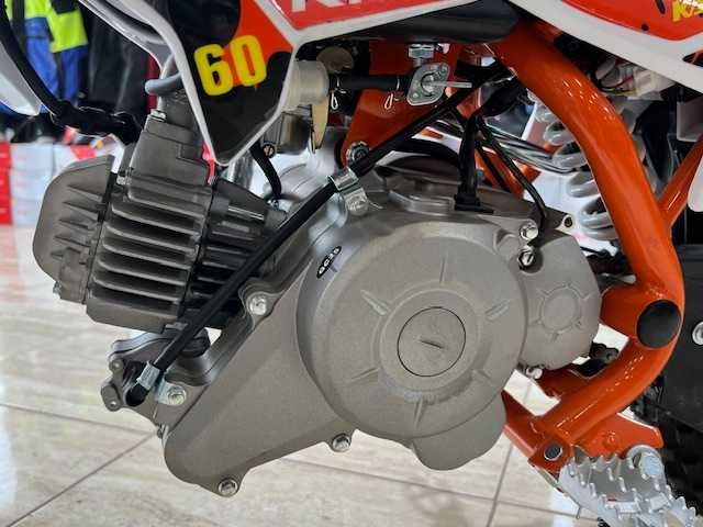 Motocicleta enduro copii KAYO KMB(4T,60cc, 2.2cp,+3ani) la MYMOTO