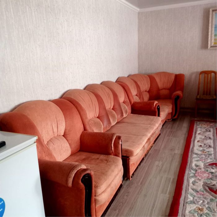 Продается диван.