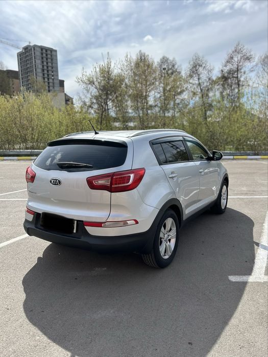 Автомобиль Kia sportage