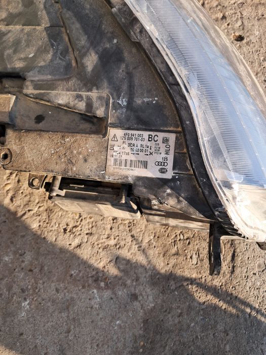 Far stanga a6c6 cu xenon