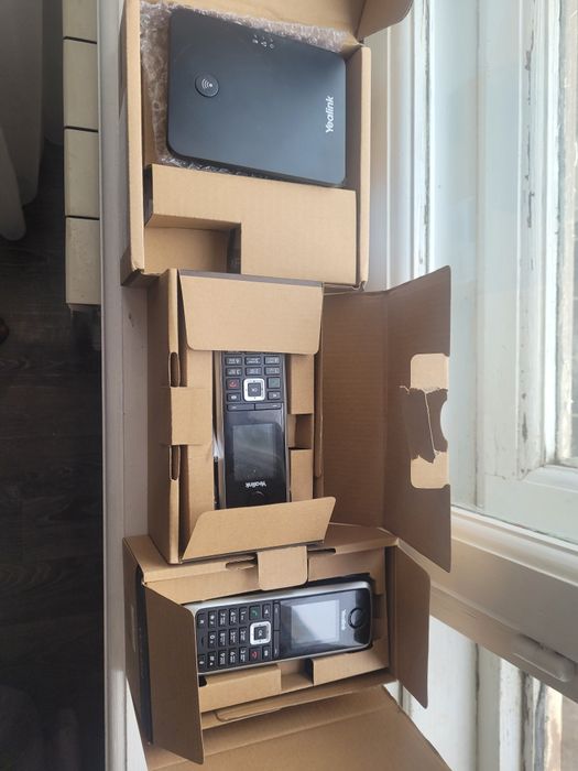 IP телефон YEALINK W52H Dect чёрный