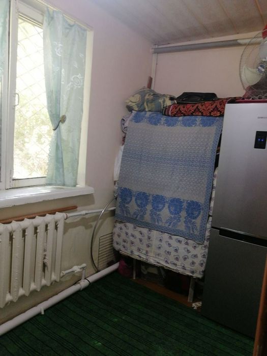 Квартира сотилади бывший общежитие