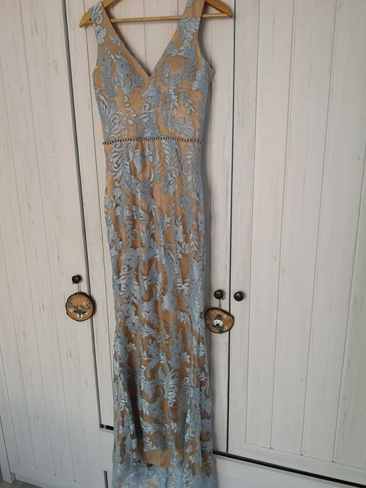 Vând rochii de gala, modele unicat