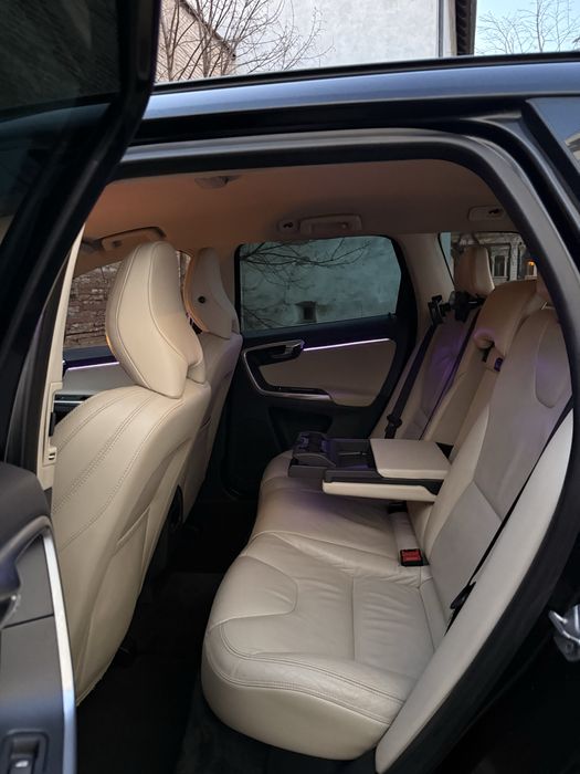 Volvo XC60 2014 2.0 diesel motor 5 cilindri 163 cai - incalzire auxiliara, Proprietar