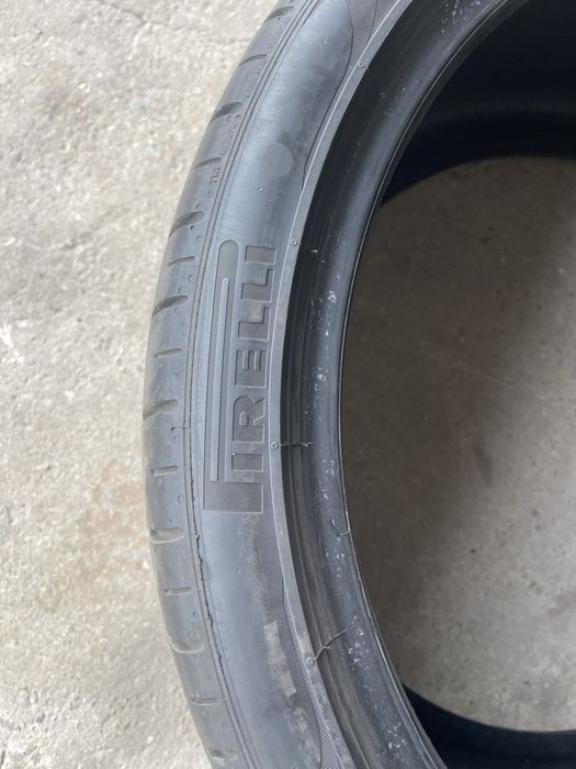 305/30/21 2бр летни гуми Pirelli P zero
