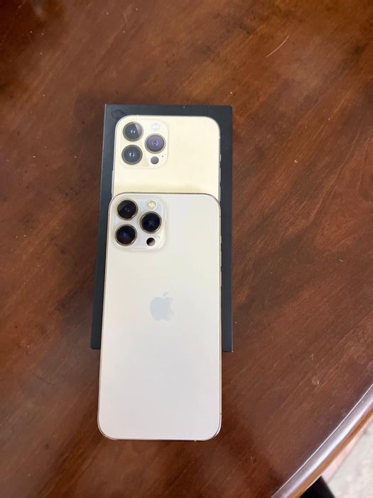 Продам айфон 13 про макс