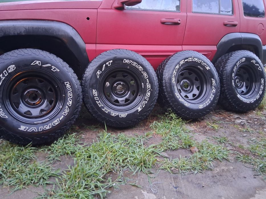 De vânzare cauciucuri cu jante 265/75 R16
