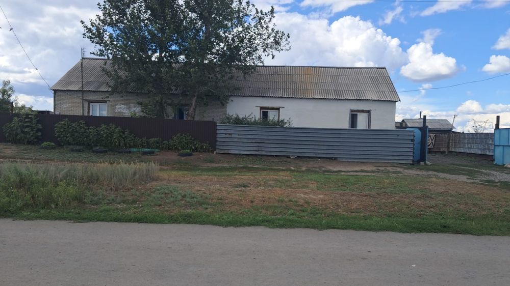 3 бөлмелі Жер үй сатылады.