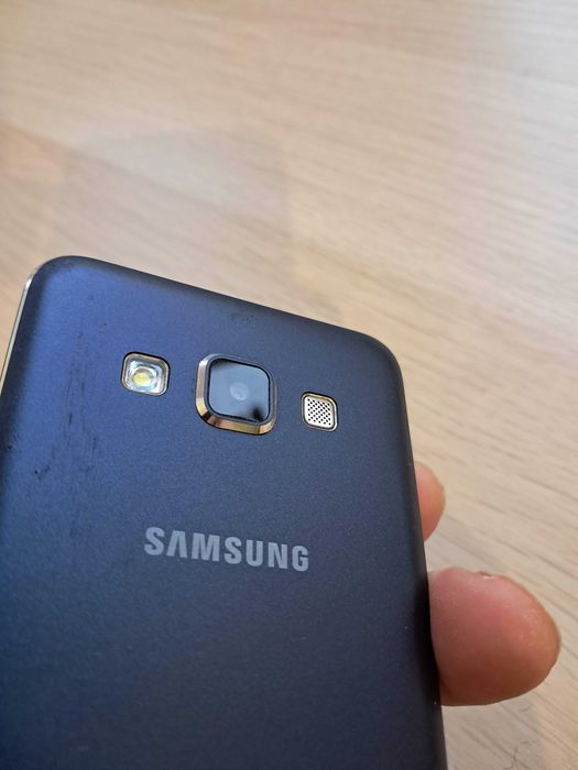 Telefon Samsung Galaxy A3 Duos