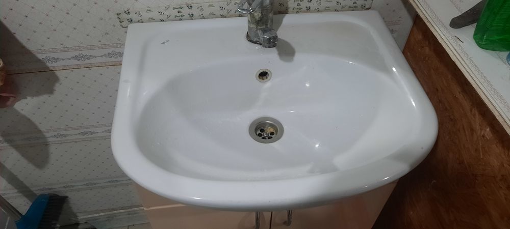 Продам раковину б/у