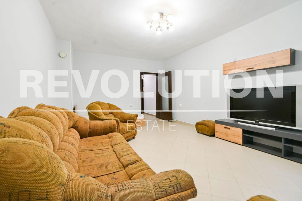 Двустаен апартамент в Центъра на София.