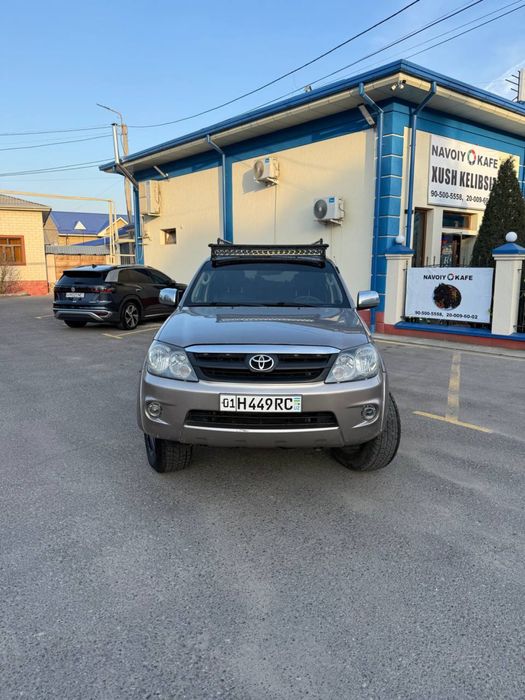 (Off-road) ва овкилувчилар учун зур автотранспорт