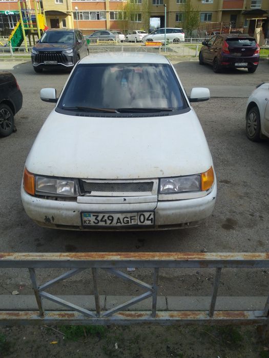Продам авто ваз 2110