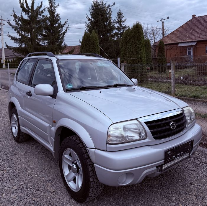 Suzuki Grand Vitara 1.6i 16V 4x4 Mic\Mare  *Recent adusa*