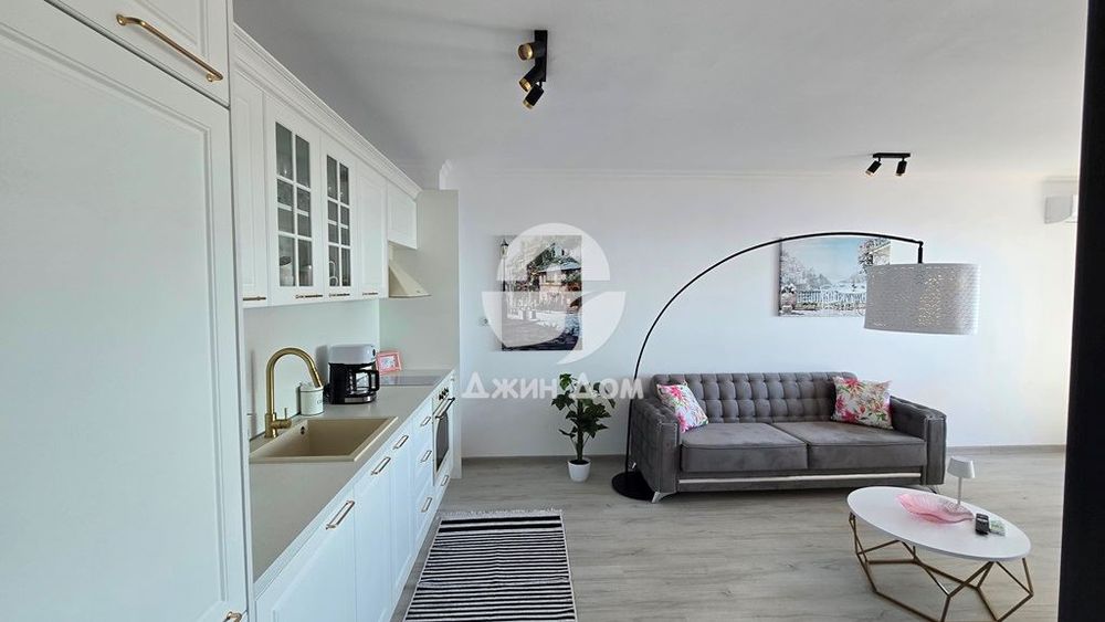 Продава се Тристаен апартамент в Свети Влас - 101 кв.м за 3169 €/кв.м - Снимка #4