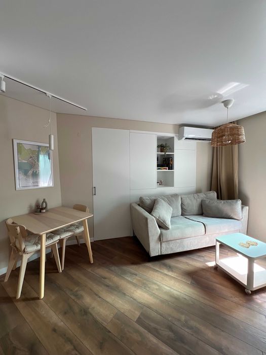 Дава се под наем Двустаен апартамент в София, Център - 30 кв.м за 1250 € - Снимка #19